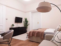 Stylish Apartments near AKH