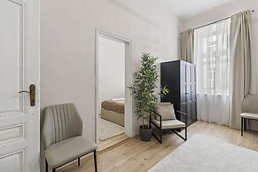 Stylish Apartments near AKH