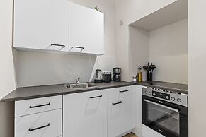 Stylish Apartments near AKH