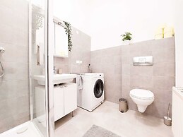 Stylish Apartments near AKH