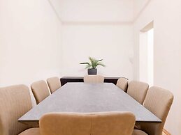 Stylish Apartments near AKH