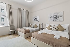 Stylish Apartments near AKH