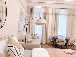 Stylish Apartments near AKH