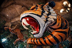 Tiger Complex Hotel