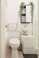 City Apartment - 5 min to Metro