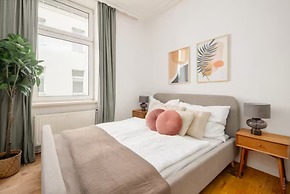 Designer Apartments - Near Reumannplatz