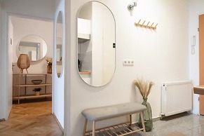 Designer Apartments - Near Reumannplatz