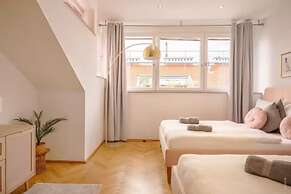 Designer Apartments - Near Reumannplatz