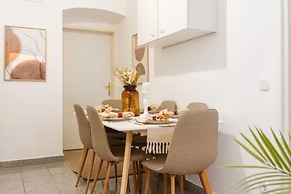 Designer Apartments - Near Reumannplatz