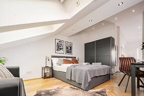 Designer Apartments - Near Reumannplatz