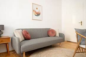 Designer Apartments - Near Reumannplatz