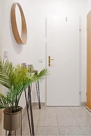 Designer Apartments - Near Reumannplatz