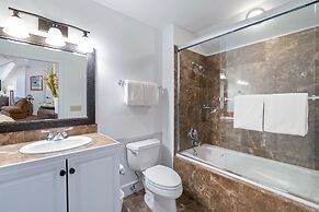 Bear Creek Lodge 412 4 Bedroom Condo by Alpine Lodging Telluride