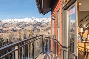 Bear Creek Lodge 412 4 Bedroom Condo by Alpine Lodging Telluride