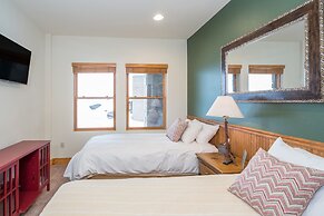 Bear Creek Lodge 203 3 Bedroom Condo by Alpine Lodging Telluride