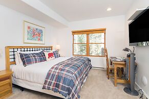 Bear Creek Lodge 205 3 Bedroom Condo by Alpine Lodging Telluride