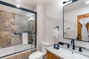 Bear Creek Lodge 411 4 Bedroom Condo by Alpine Lodging Telluride