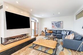 Bear Creek Lodge 411 4 Bedroom Condo by Alpine Lodging Telluride