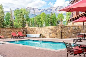Bear Creek Lodge 212 3 Bedroom Condo by Alpine Lodging Telluride