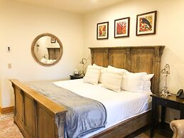 Bear Creek Lodge 111 2 Bedroom Condo by Alpine Lodging Telluride