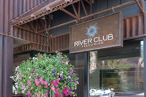 River Club 302 2 Bedroom Condo by Alpine Lodging Telluride