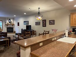 Bear Creek Lodge 108 2 Bedroom Condo by Alpine Lodging Telluride