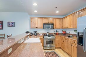 Bear Creek Lodge 108 2 Bedroom Condo by Alpine Lodging Telluride