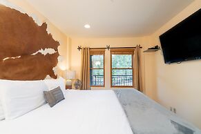 Bear Creek Lodge 310 1 Bedroom Condo by Alpine Lodging Telluride