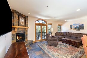 Bear Creek Lodge 208 2 Bedroom Condo by Alpine Lodging Telluride