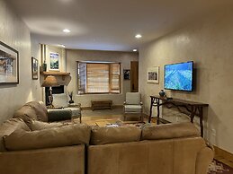 Bear Creek Lodge 107 2 Bedroom Condo by Alpine Lodging Telluride