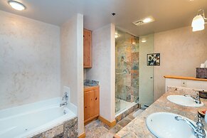 Bear Creek Lodge 107 2 Bedroom Condo by Alpine Lodging Telluride