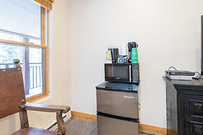 Bear Creek Lodge 105 2 Bedroom Condo by Alpine Lodging Telluride