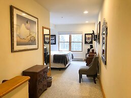 Bear Creek Lodge 209ab 2 Bedroom Condo by Alpine Lodging Telluride