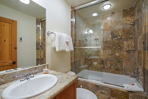 Bear Creek Lodge 209ab 2 Bedroom Condo by Alpine Lodging Telluride