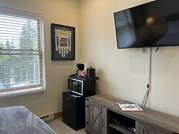 Bear Creek Lodge 209ab 2 Bedroom Condo by Alpine Lodging Telluride