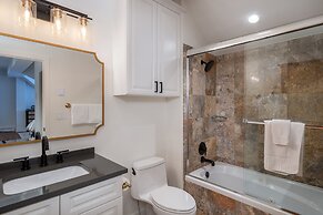 Bear Creek Lodge 406 4 Bedroom Condo by Alpine Lodging Telluride