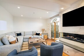 Bear Creek Lodge 406 4 Bedroom Condo by Alpine Lodging Telluride