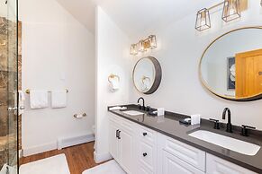 Bear Creek Lodge 406 4 Bedroom Condo by Alpine Lodging Telluride