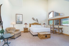 Bear Creek Lodge 409 4 Bedroom Condo by Alpine Lodging Telluride