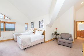 Bear Creek Lodge 409 4 Bedroom Condo by Alpine Lodging Telluride