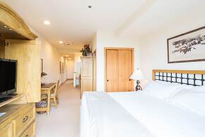 Bear Creek Lodge 409 4 Bedroom Condo by Alpine Lodging Telluride