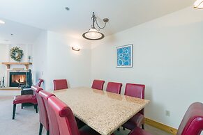 Bear Creek Lodge 409 4 Bedroom Condo by Alpine Lodging Telluride