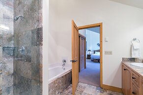 Bear Creek Lodge 409 4 Bedroom Condo by Alpine Lodging Telluride