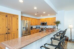 Bear Creek Lodge 205ab 2 Bedroom Condo by Alpine Lodging Telluride