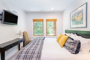 Bear Creek Lodge 205ab 2 Bedroom Condo by Alpine Lodging Telluride