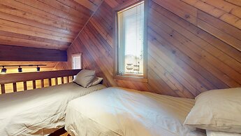 Snowcreek I #52 4 Bedroom Condo by RedAwning