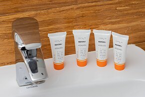 Świętojańska Studio Gdynia by Renters