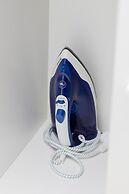 Świętojańska Studio Gdynia by Renters