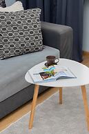 Świętojańska Studio Gdynia by Renters