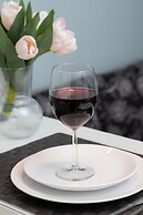 Świętojańska Studio Gdynia by Renters